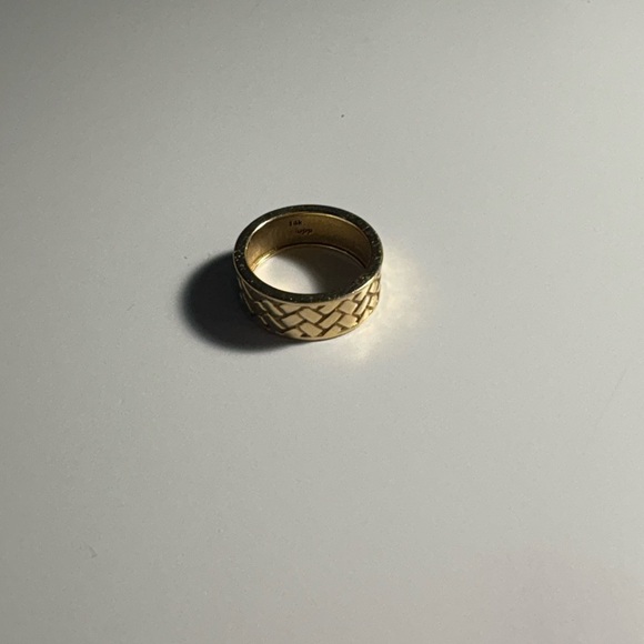 Gold Patterned Ring